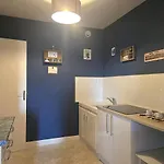 Le Sherlock - Balcon - Original - Wifi Apartman *